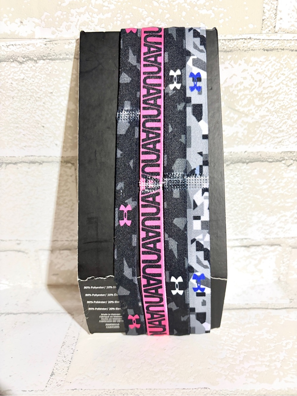 Under Armour Black, Gray Camo & Pink Athletic Headbands - Pack of 4 NEW